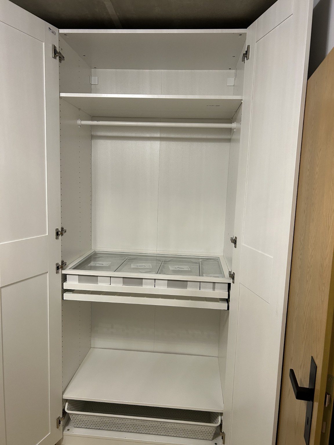 Schrank-Innenausstattung